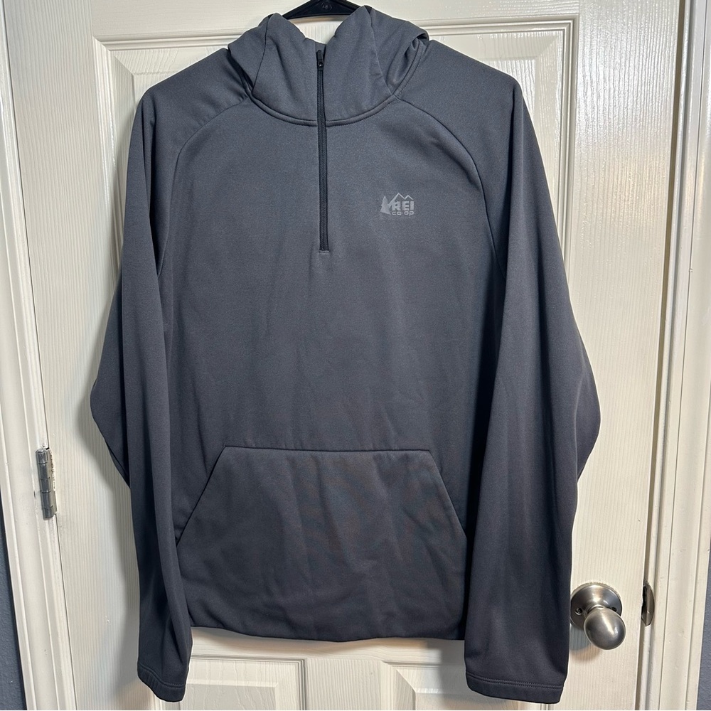 Men’s REI Charcoal Fleece Quarter-Zip Hoodie, size Medium